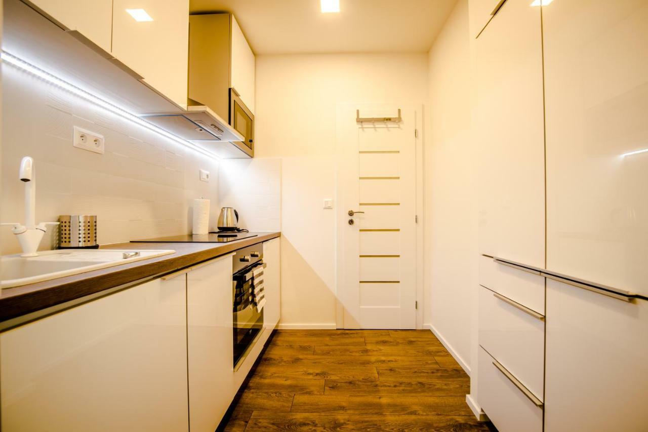 ברטיסלאבה Central Apartments By Kovee מראה חיצוני תמונה
